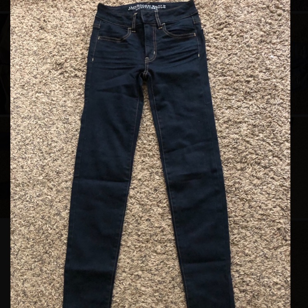 NWOT American Eagle outfitters dark wash jeggings